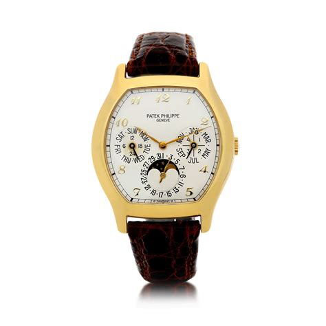 patek philippe ref 5040